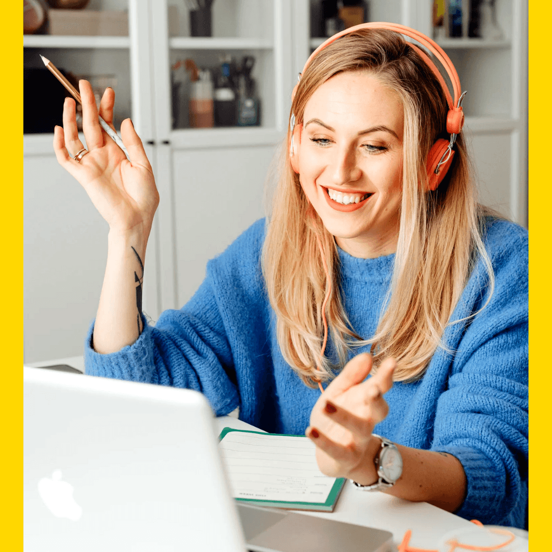 Girl using ComprendoAI to learn